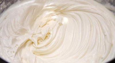 Простой в приготовлении — Творожный густой крем для торта