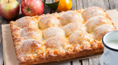Пирог из творожного теста с яблоками. Проверенный семейный рецепт